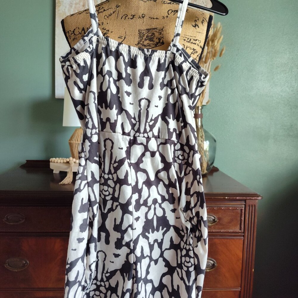 Black & White Romper - Picture 3 of 3